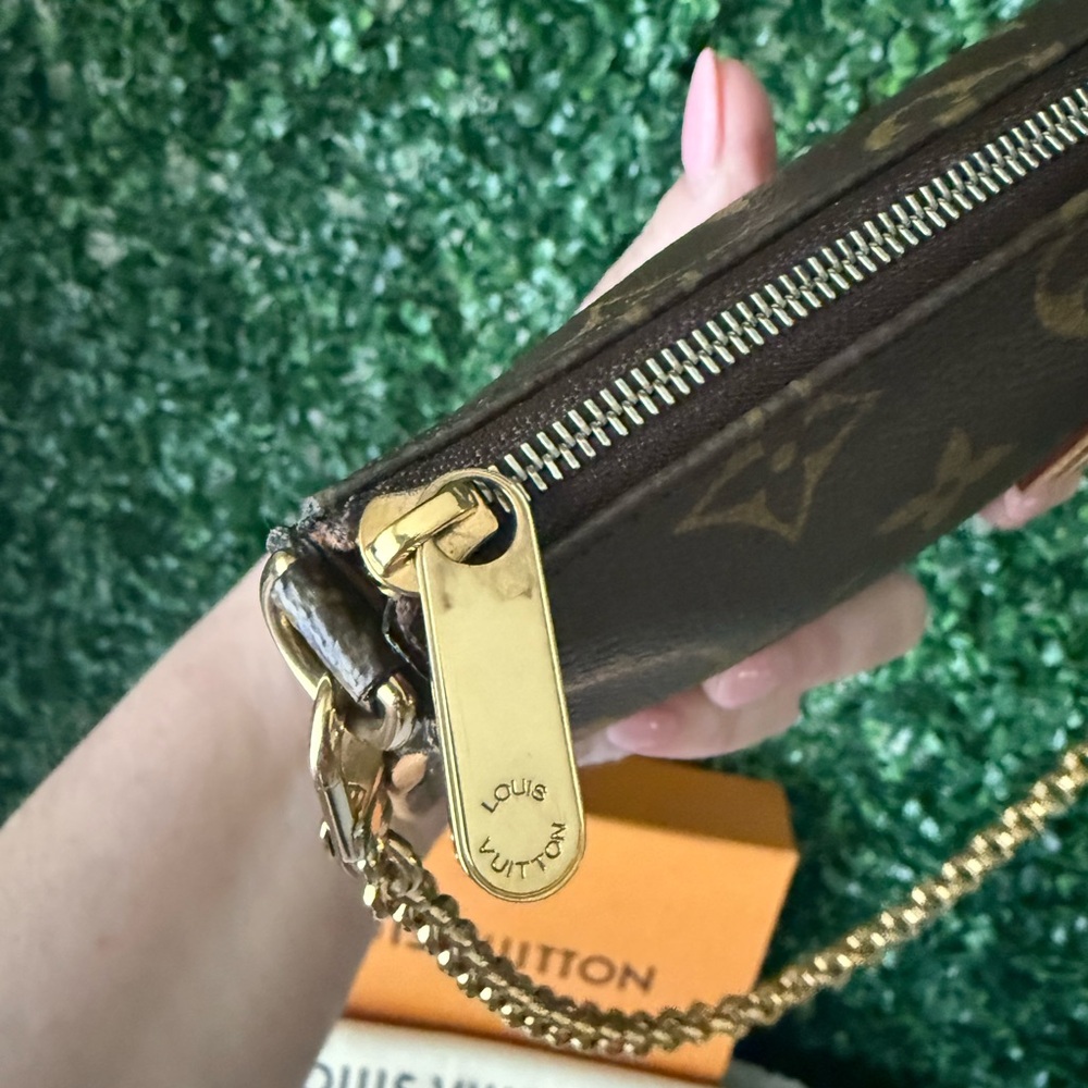 Louis Vuitton Sophie Brown Monogram Clutch / Pochette / Crossbody Bag Authentic - Picture 8 of 14